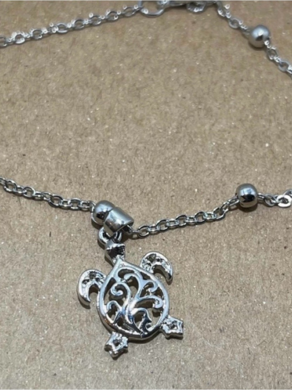 Silver Turtle Pendant anklet - Women's Jewelry